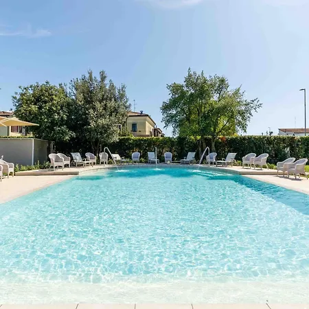 Ξενοδοχείο Roncuzzi 3*