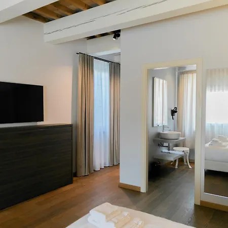Roncuzzi Hotel 3*