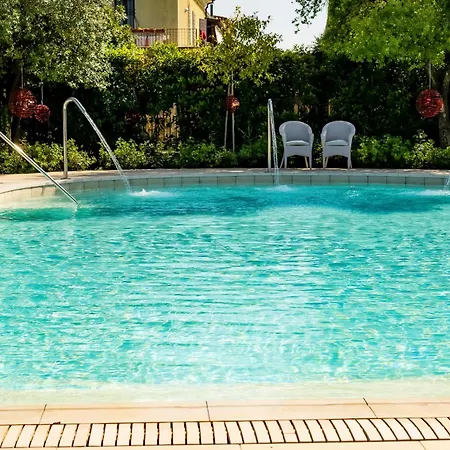 Roncuzzi 3*